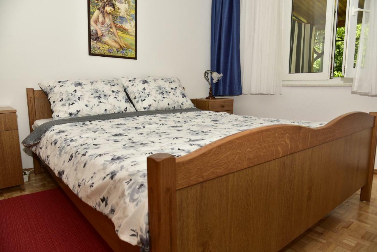 Apartment Blumen Oase Malinska Esterno foto